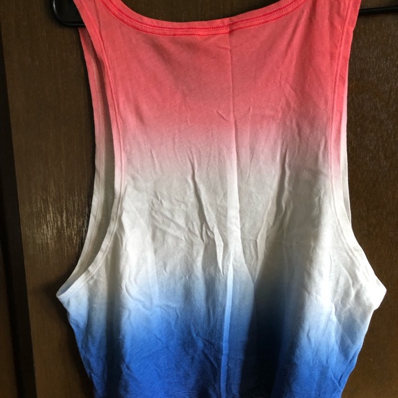 PINK sport cropped muscle tee. Size XS. - Picture 3 of 5